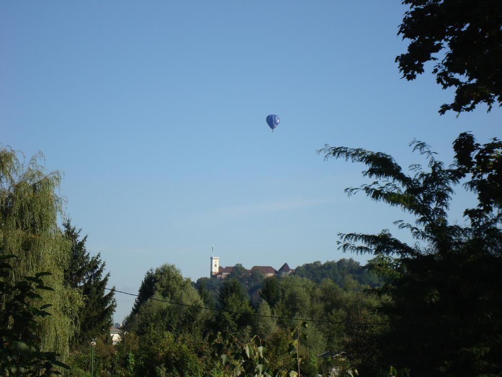 Ljubljanica Apartment ลูบลิยานา ภายนอก รูปภาพ